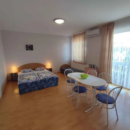 In - Balaton 44890 Apartment *