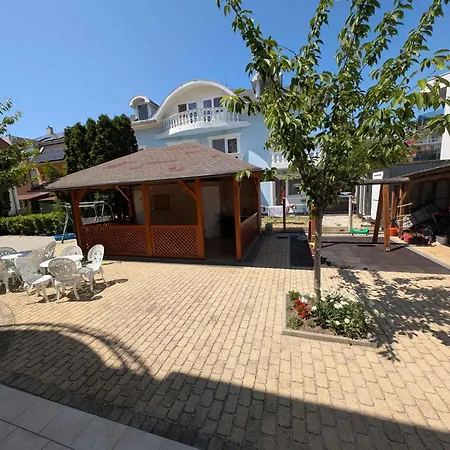 In - Balaton 44890 Apartament