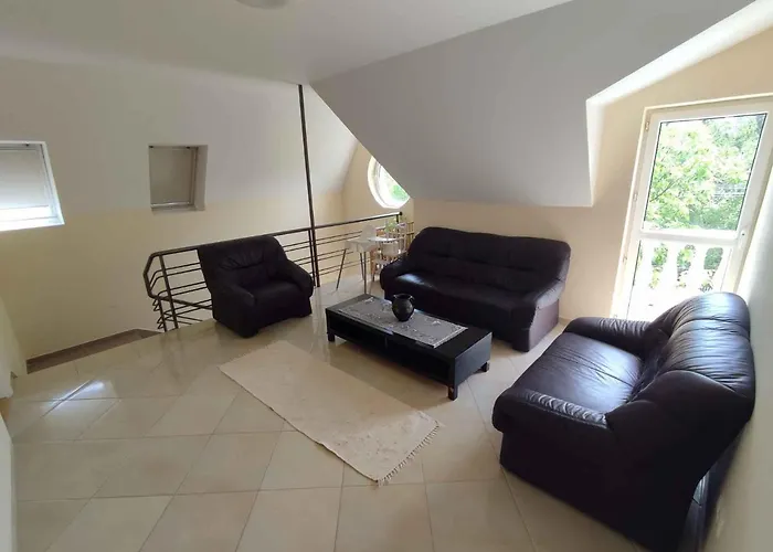 In - Balaton 44890 Apartamento