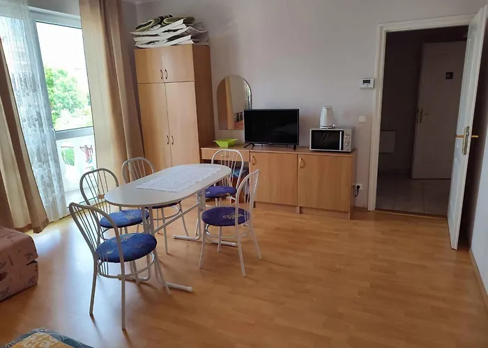 In - Balaton 44890 Apartamento *